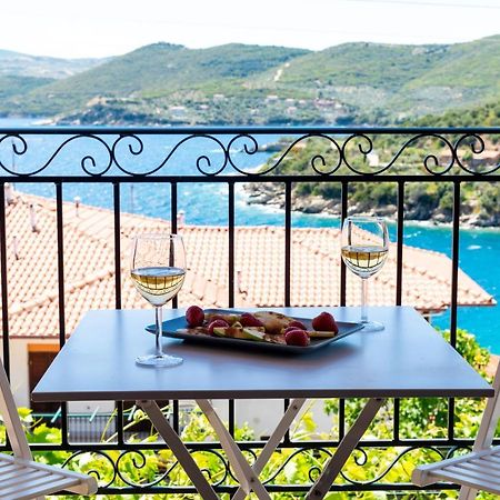 Avli Apartments Pyrgadikia Esterno foto